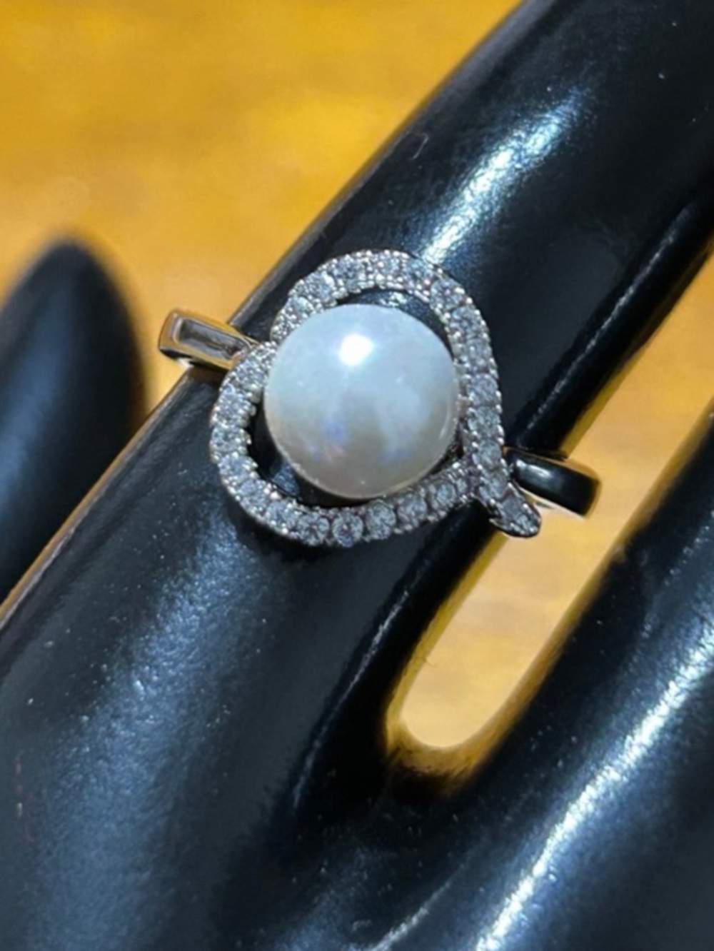 New white gold plated ring, size ~7.5